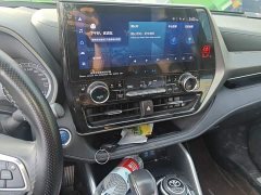 Toyota Highlander 2022 Hybrid 2.5L AWD Premium 7-Seater - ფოტო 9