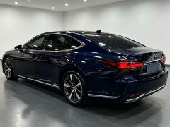 Lexus LS 500h Premium - ფოტო 3