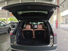 Nio Lerado L90 Max Six-Seater - ფოტო 9