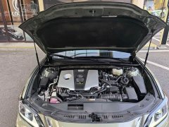 Lexus ES 300h Excellence - ფოტო 12