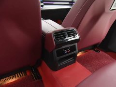 BMW 5 Series 525Li M Sport Package - ფოტო 12
