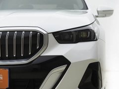 BMW 5 Series 525Li M Sport Package - ფოტო 2