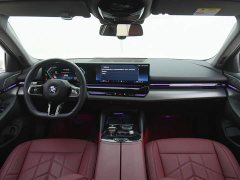 BMW 5 Series 525Li M Sport Package - ფოტო 8