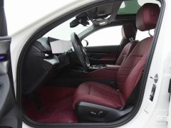 BMW 5 Series 525Li M Sport Package - ფოტო 9