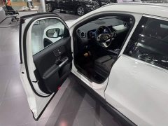 Mercedes-Benz GLA 2023 Facelift GLA 200 - ფოტო 13
