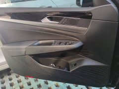 Volkswagen Passat Outstanding Edition 380TSI Dragon Ascendant Version - ფოტო 7