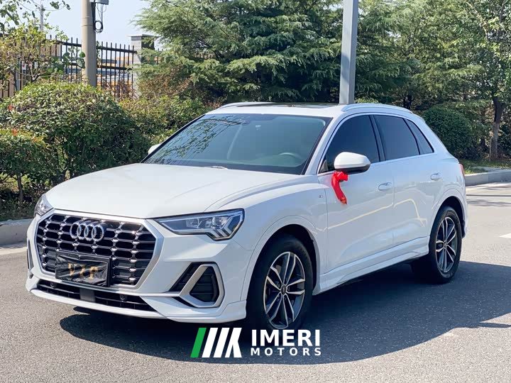 Audi Q3 35 TFSI Fashion Dynamic Edition (1.5T) - ავტომობილი ჩინეთიდან