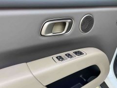 Li Auto i6 2025 Two-Wheel Drive Standard - ფოტო 6