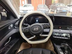 Hyundai Elantra 2023 1.5L CVT Luxury - ფოტო 6