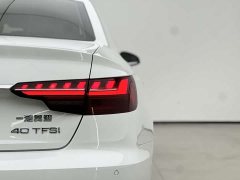 Audi A4L 2020 40 TFSI Luxury Sport - ფოტო 13