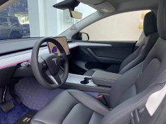 Tesla Model Y Rear-Wheel Drive - ფოტო 17