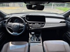 Lexus ES 2022 200 Excellence Edition - ფოტო 7