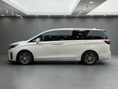 Buick GL8 ES Luxe Comfort - ფოტო 8