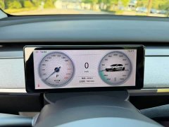 Tesla Model Y Long Range All-Wheel Drive - ფოტო 6