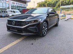 Volkswagen Passat 380TSI Longyao Edition Outstanding Edition - ფოტო 1