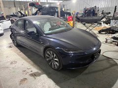 Tesla Model 3 Long Range Rear-Wheel Drive - ფოტო 2
