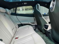 Xiaomi YU7 Four-Wheel Drive Max Edition - ფოტო 9
