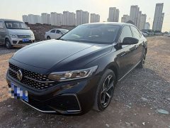 Volkswagen Passat Outstanding Edition 380TSI Dragon Prestige - ფოტო 1