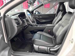 Nissan Qashqai 1.3T CVT Elite - ფოტო 10