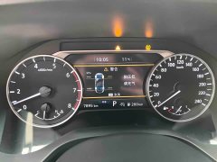 Nissan Qashqai 1.3T CVT Elite - ფოტო 8
