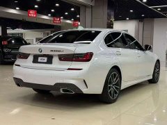 BMW 3 Series 325Li M Sport Package - ფოტო 9