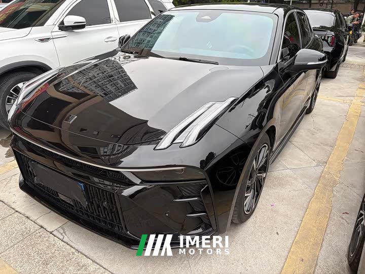 Lynk & Co 03 1.5T DCT Pro