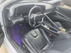 Hyundai Elantra 1.5L CVT Luxury - ფოტო 3