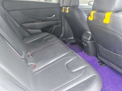 Hyundai Elantra 1.5L CVT Luxury - ფოტო 9