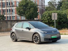 Volkswagen ID.3 Outstanding Edition - ფოტო 3