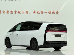Li Auto Li Xiang MEGA Ultra - ფოტო 7