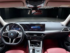 BMW 3 Series 330Li M Sport Night Edition Package - ფოტო 5