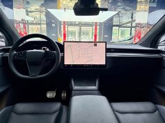 Tesla Model X Tri-Motor All-Wheel Drive Plaid - ფოტო 7