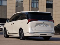 Buick GL8 Luxe Smart Comfort Edition - ფოტო 5