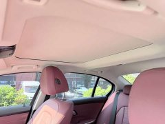 BMW 3 Series 325i M Sport Package - ფოტო 9