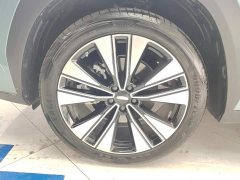 Geely Boyue L Fourth Generation 1.5TD DCT Jinxiu - ფოტო 6