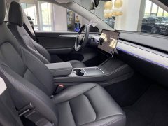 Tesla Model Y Long Range All-Wheel Drive - ფოტო 18