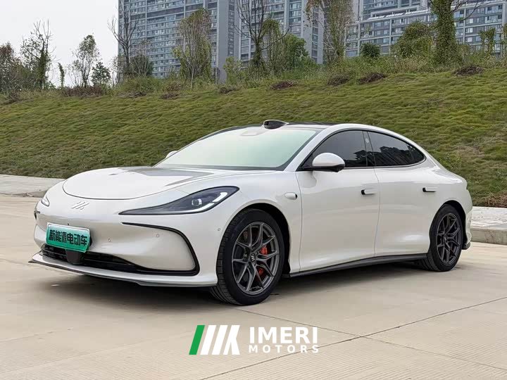 IM Motors Zhiji L6 Max Standard Edition