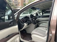 Buick GL8 Land Official Business Class 652T Comfort Edition - ფოტო 13