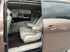 Buick GL8 Land Official Business Class 652T Comfort Edition - ფოტო 16