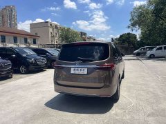 Buick GL8 Land Official Business Class 652T Comfort Edition - ფოტო 6