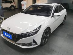 Hyundai Elantra 1.5L CVT Luxury - ფოტო 1