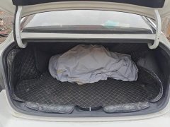 Hyundai Elantra 1.5L CVT Luxury - ფოტო 4