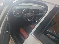 Volkswagen Touareg 300TSI FWD Full Moon Edition - ფოტო 9