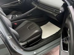 Hyundai Elantra 1.5L CVT Luxury - ფოტო 16