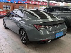Hyundai Elantra 1.5L CVT Luxury - ფოტო 6
