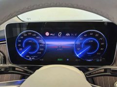 Mercedes-Benz EQE SUV 500 4MATIC Luxury - ფოტო 5