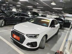 Audi A4L 40 TFSI Luxury Dynamic - ფოტო 1
