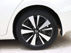 Nissan Teana 2.0L XL Comfort - ფოტო 20