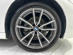 BMW 3 Series 320Li M Sport Package - ფოტო 19