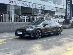 Audi A7L 45 TFSI quattro Dark Knight Edition - ფოტო 1